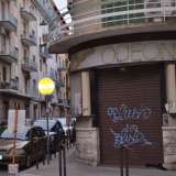 Era uno dei punto di ritrovo di San Pasquale, quartiere che un tempo di sera si animava con pub quali il Bounty e cinema come l�Orfeo (chiuso nel 2000) e l'Odeon (fallito nel 2009)